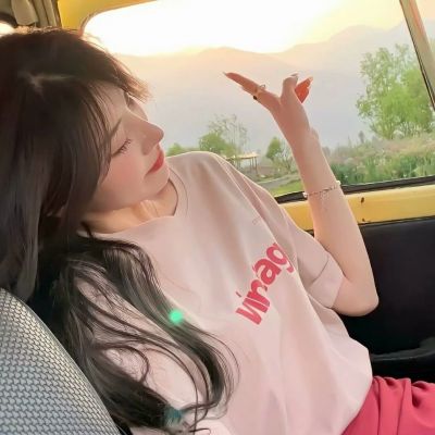 女生长发高清甜美头像