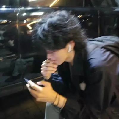 霸气超拽个性不露脸男生微信头像