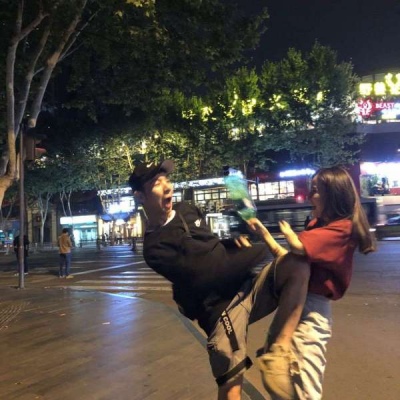 搞怪且超甜的真人情侣头像