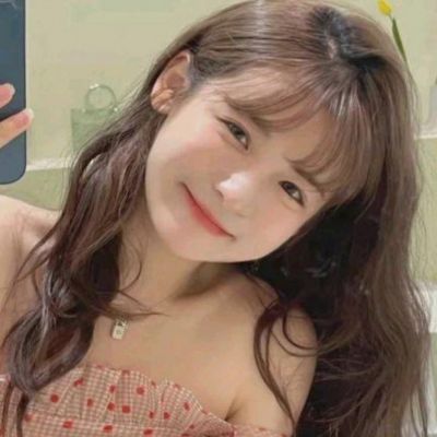 全新气质的女生头像