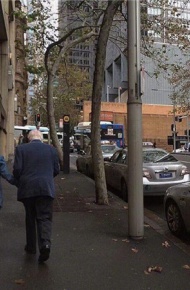 有点孤独伤感的人间微信背景图