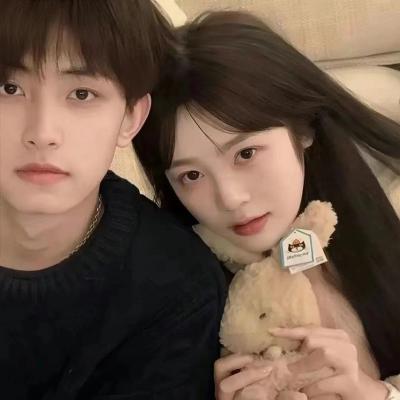 超甜超宠溺情侣头像